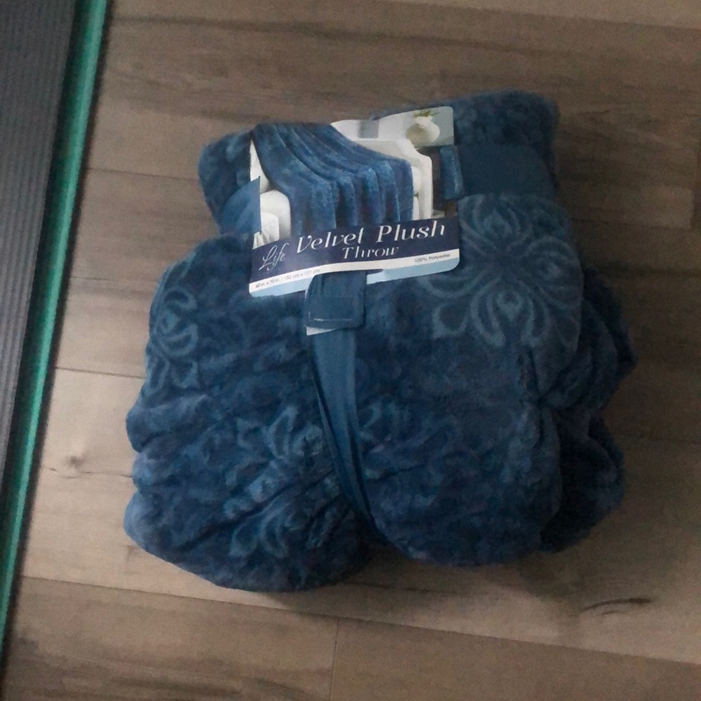 Velvet plush throw